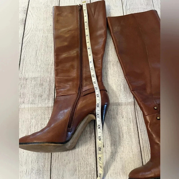 Arturo Chiang Chestnut Heeled Boots - Picture 8 of 11